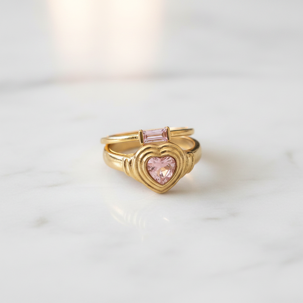 Heart Shaped Gold Tone Ring Set with Pink Rhinestone